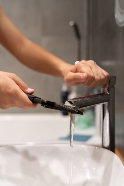 Plumbing Faucet Repair